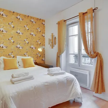 246 Naples Superb In